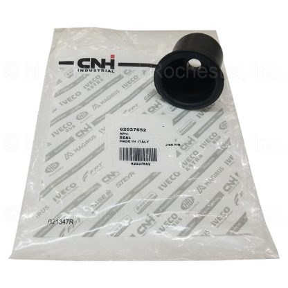 New Holland Seal Assy Part # 82037652 - Image 4